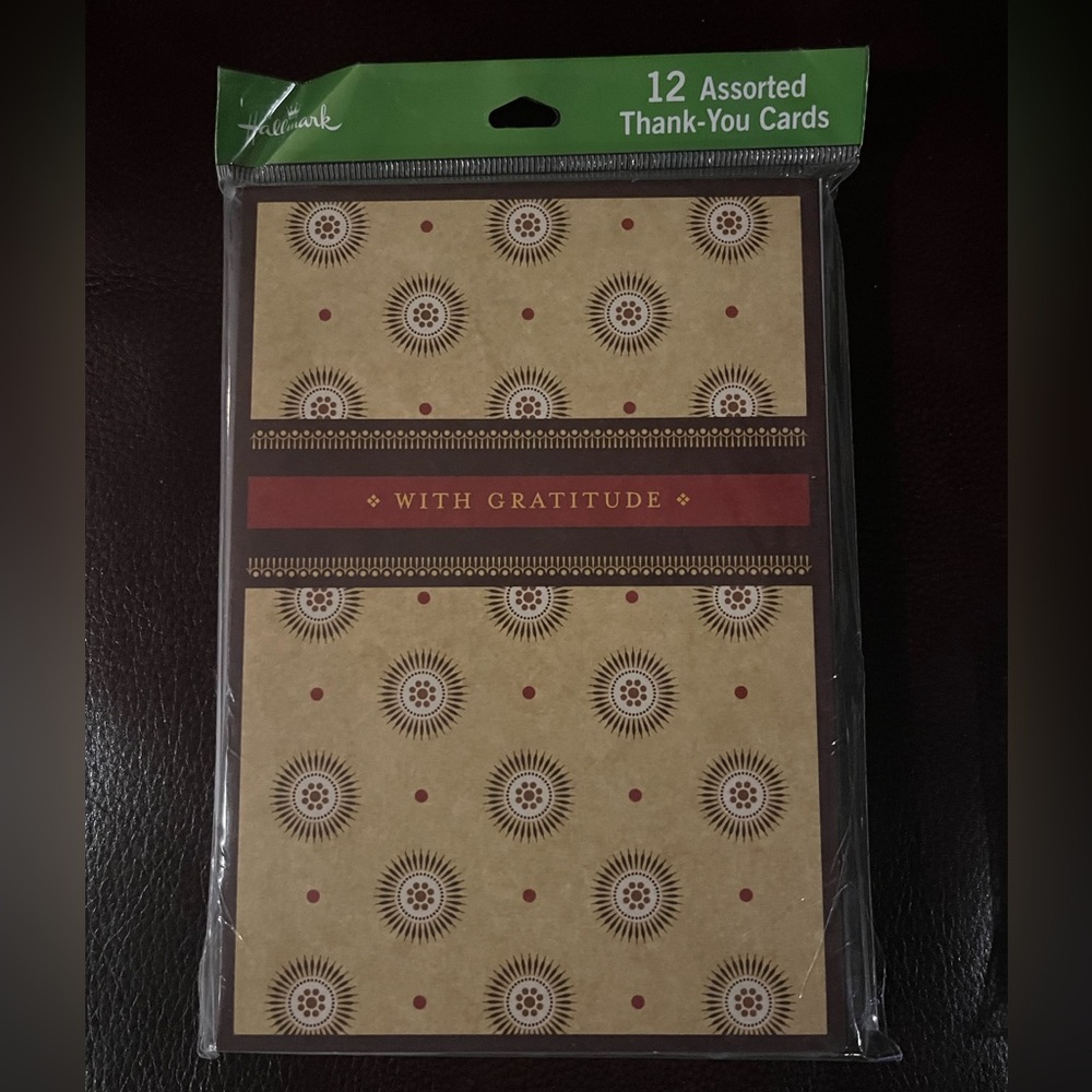 Bundle of 5 Hallmark & Sunrise branded thank you and blank notecards. - Picture 2 of 11